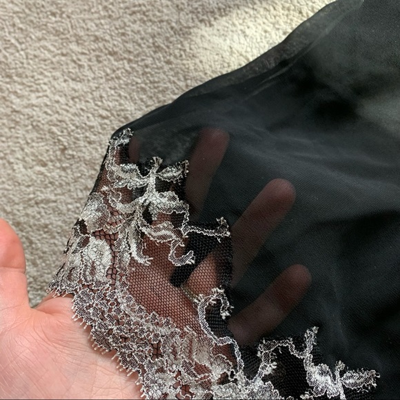 Victoria’s Secret Sheer Lace Halter Babydoll Nightie, M - Picture 2 of 5